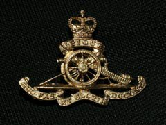 Royal Artillery Brass type Beret Badge